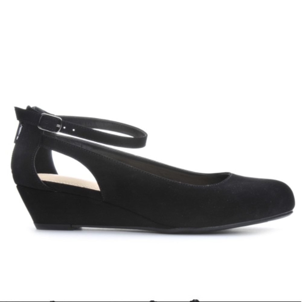 Black Solanz Hyde Wedge Shoes